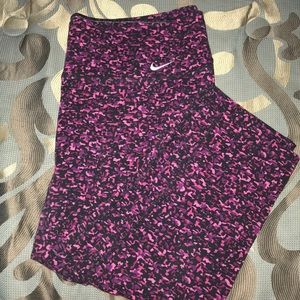 Nike cropped leggings